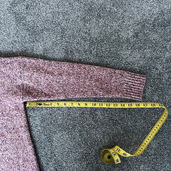 EUC Old Navy Heathered Burgundy Turtle Neck Sweater (M) - Picture 3 of 8